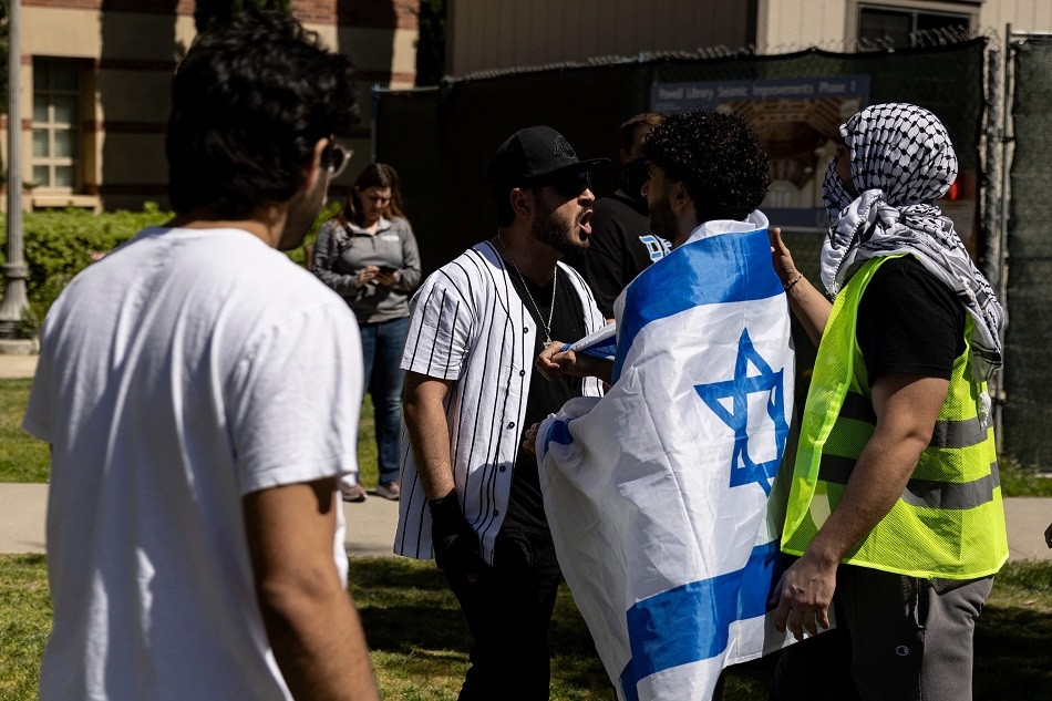 Rival Gaza protests spark clash at University of California, LA