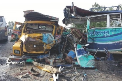 Bangladesh sees 9,951 road accident deaths in 2022, highest in 8yrs: Report