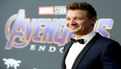 Marvel actor Renner says 'messed up' after snow plow accident