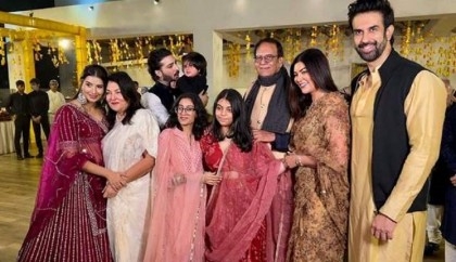 Sushmita Sen reunites with Rohman Shawl for a wedding
