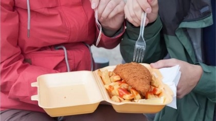 Single-use plastic cutlery and plates to be banned in England