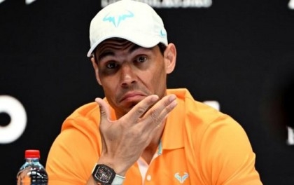 'Vulnerable' Nadal says Djokovic clear favourite at Australian Open
