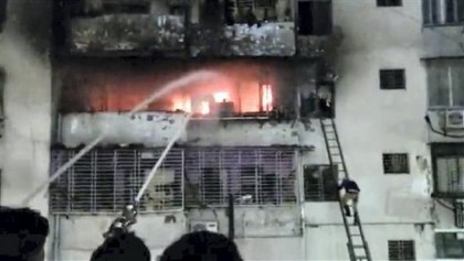 14 charred to death in massive fire at multi-storey building in India