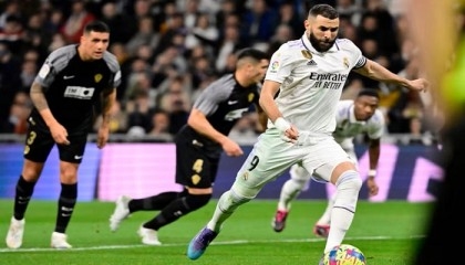 Benzema bags two penalties as Madrid defeat Elche