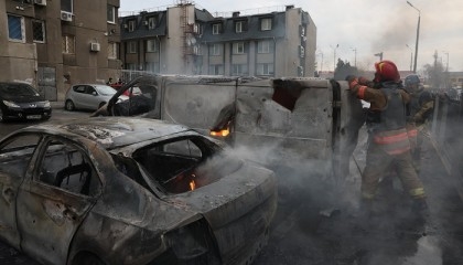 Russian strikes kill at least 5 in Ukraine