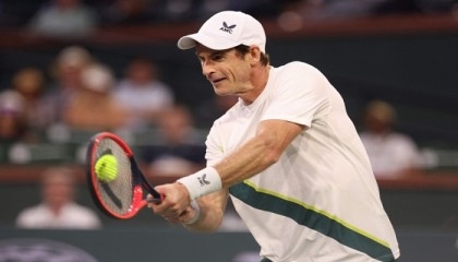 Murray survives another tense battle, Raducanu advances at Indian Wells