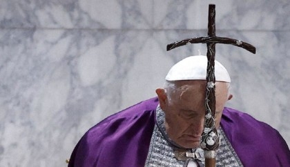 Pope Francis marks 10th anniversary with Mass and podcast