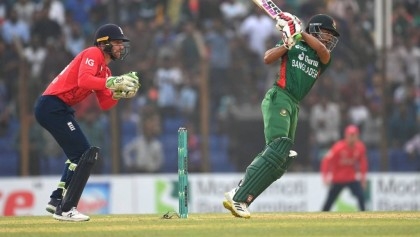 England win toss, send Bangladesh to bat first