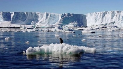 Melting Antarctic could impact oceans 'for centuries'