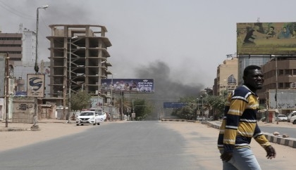 Sudan fighting: MSF and army clash in Khartoum for third day