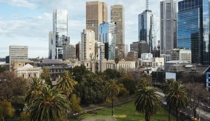 Melbourne overtakes Sydney as Australia's biggest city