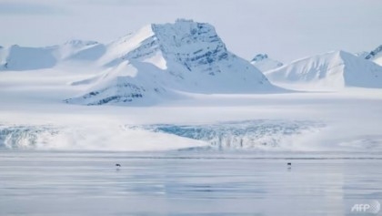 Scientists save ancient Arctic ice in race to preserve climate history

