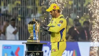 Dhoni looks to end with a bang in IPL final
