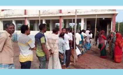 Voting in Gazipur City Corporation starts using EVM