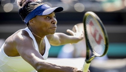On comeback, Venus Williams fades against teenager Naef
