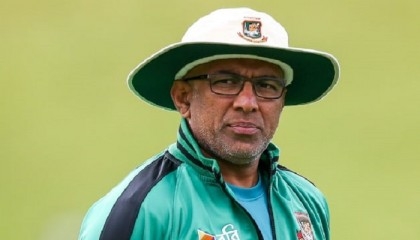 Hathurusingha to rotate players for best WC combination