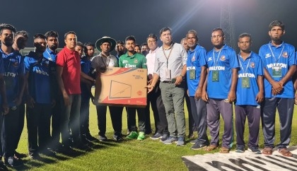 Walton gifts TV to field workers of Sylhet stadium