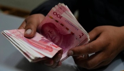 Bolivia to use China's yuan for trade in challenge to the dollar