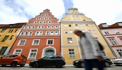 Weak economy leaves more jobless in Germany in July