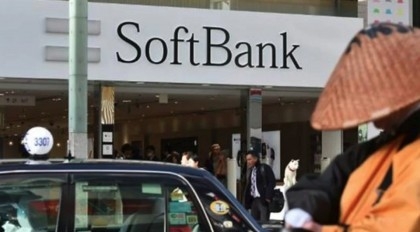 Japan's SoftBank sees shock $3.3 bn first-quarter loss