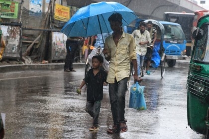 Light to moderate rain likely in Dhaka, other divisions