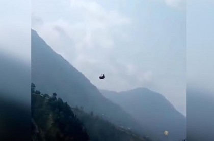 Pak army rescues 2 children from dangling cable car 