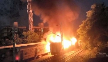 10 killed, many injured as massive fire erupts in Tamil Nadu stationary coach