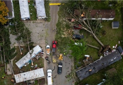 At least 5 dead in Michigan after severe storms

