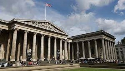 British Museum missing 2,000 artefacts after police called in