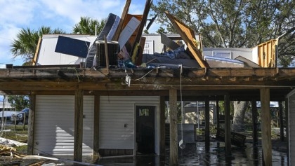 In Florida, residents grapple with Hurricane Idalia's toll