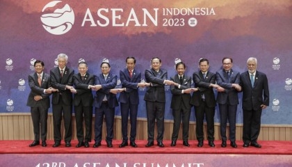 ASEAN urges Myanmar to stop civilian attacks
