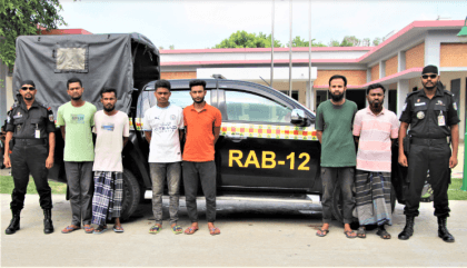6 members of a gambling group arrested in Sirajganj: RAB