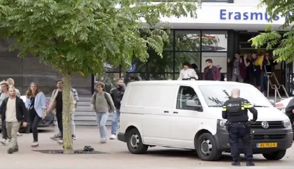 Netherlands shootings: Gunman arrested after killing three people