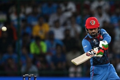 Shahidi, Omarzai guide Afghanistan to 272-8 against India


