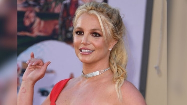 Britney tells of troubles in new memoir