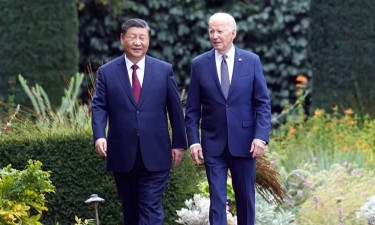 Biden and Xi agree to ‘pick up the phone’ for any urgent concerns
