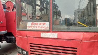 Agrani Bank staff bus burnt in Dhaka’s Khilgaon