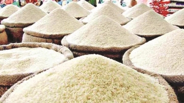 Rice traders flee leaving shops sensing presence of mobile court