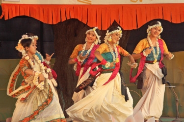 DU celebrates tapestry of festivals Wednesday