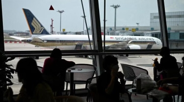 Travellers to pay more for flights leaving S’pore from 2026 to support use of greener jet fuel
