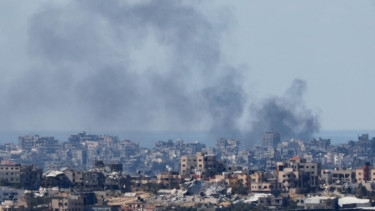 Israel-Hamas war rages in besieged Gaza on eve of Ramadan