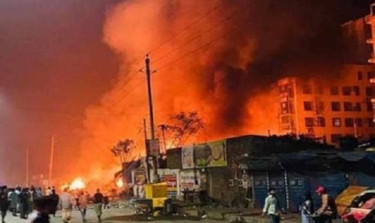 16 shops burnt before Uttara kitchen market fire extinguished