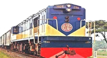 Train movement between Dhaka and north resumes four hours after derailment in Tangail