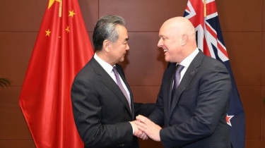 New Zealand PM to make first visit to China