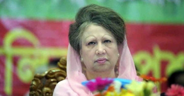 Khaleda spends time with family on Eid day at Gulshan residence