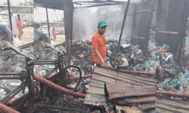 Hazaribagh slum fire under control