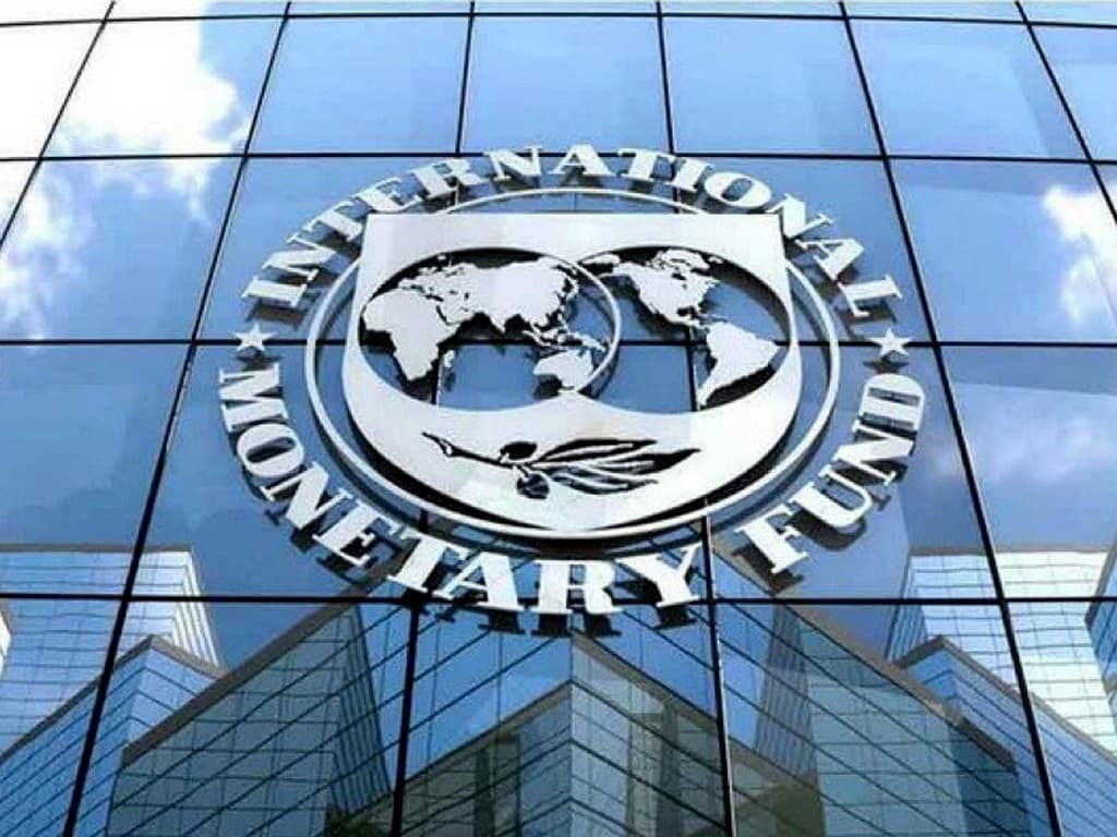 IMF warns China's economic recovery could falter