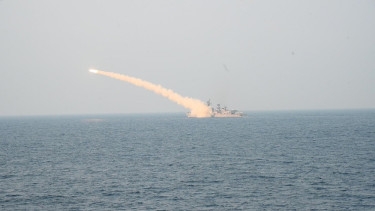 Indian Navy conducts exercise on East Coast