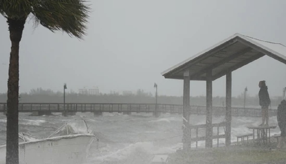 Hurricane Lee unleashes heavy swell on northern Caribbean