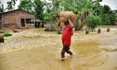 UK to provide £500,000 assistance to cyclone Remal affected communities in Bangladesh